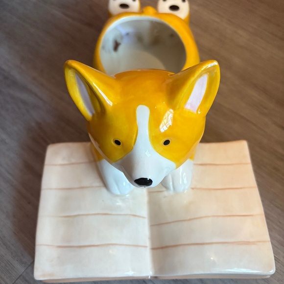 Corgi dog book reading cute planter or other uses decoration book lover - Picture 1 of 1